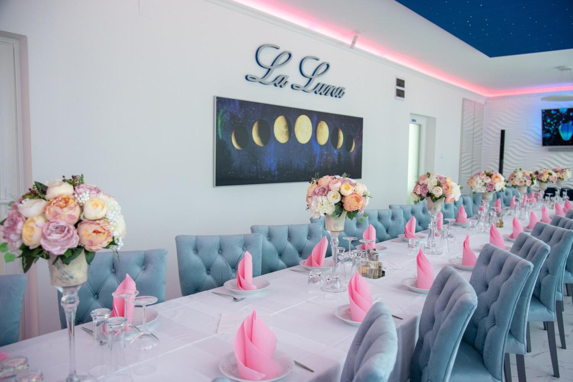 La Luna Premium Deluxe Apartment With Free Jacuzzi, Bikes & Covered Parking Nasice المظهر الخارجي الصورة